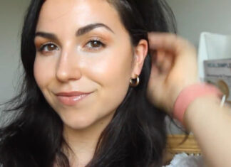 Taking Care Of Your Skin When You Apply Makeup Everyday Taking Care Of Your Skin When You Apply Makeup Everyday