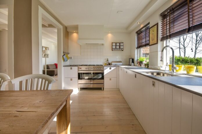 Innovative Storage Ideas for a Functional and Stylish Kitchen