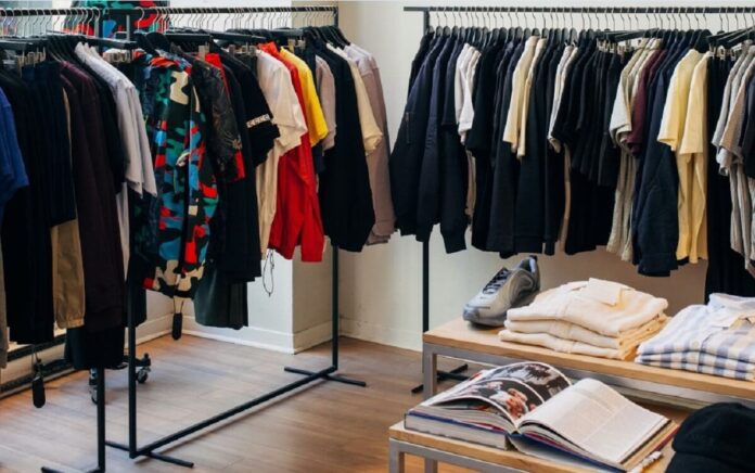 How to Decide on Apparel Pieces for a Men's Clothing Line